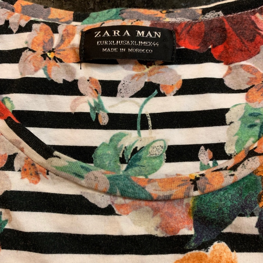 XL ZARA MEN STRIPED FLORAL T-SHIRT